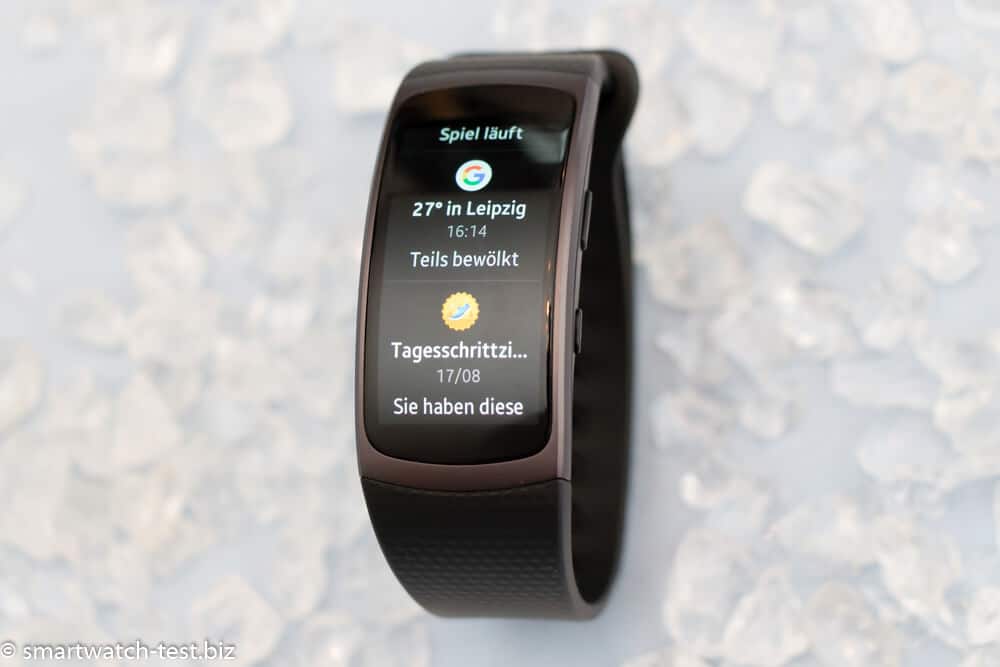 Benachrichtigungen auf dem Samsung Gear Fit 2 Tracker