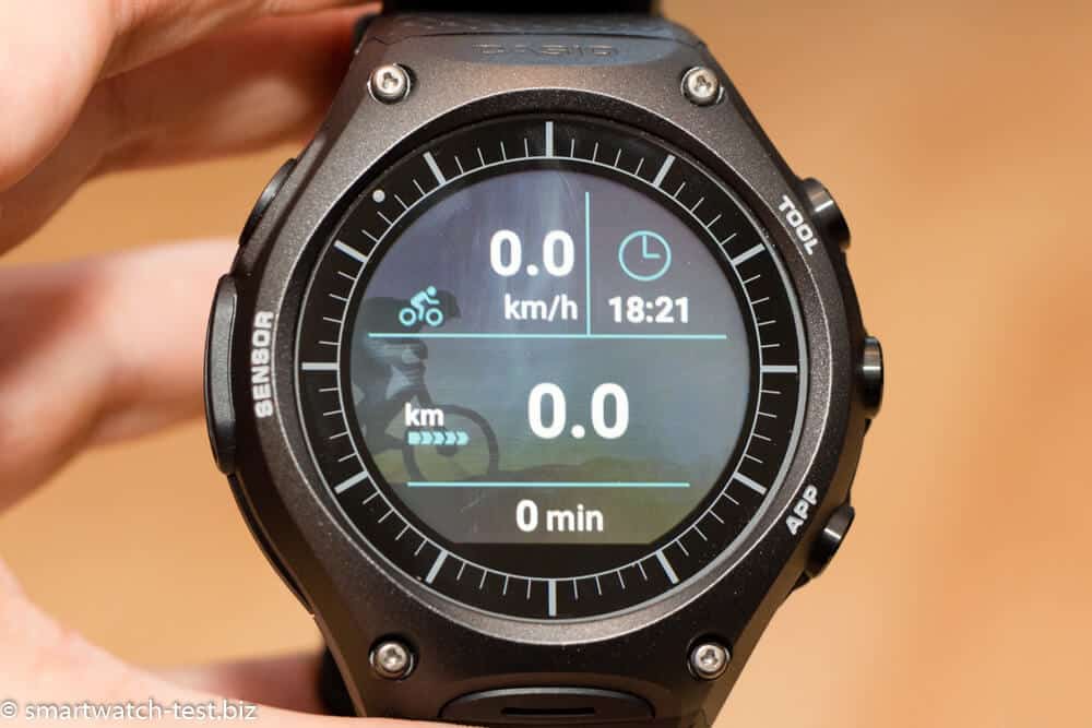 Casio WSD-F10 Smartwatch als Tracker für das Fahrrad