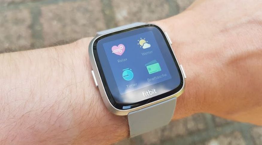 Fitbit Versa Smartwatch Test_5