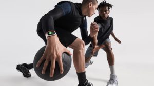 Apple Watch Series 4 Smartwatch_2 Apple Watch Series 4 Smartwatch_2